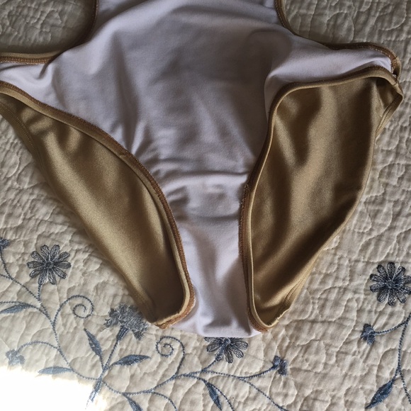 Like New! Apollo Swimwear Gold Minokini 💕💜💕 - Picture 5 of 8